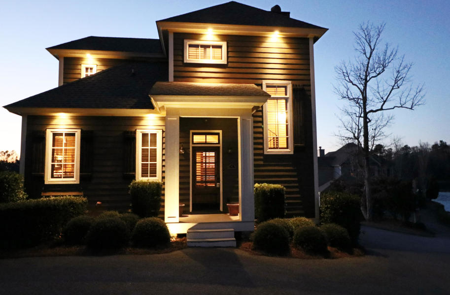 63-point-circle-lake-martin-1 waterfront home the village lake martin