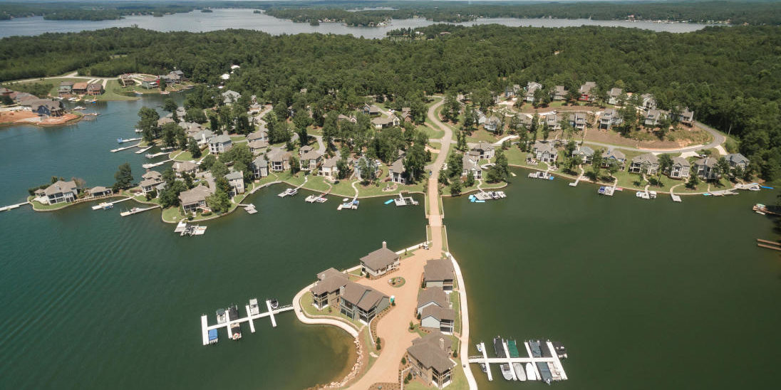 53 village key the village lake martin