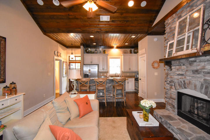 178-village-circle-6 cabin the village lake martin