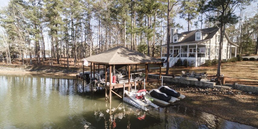 waterfront home lake martin