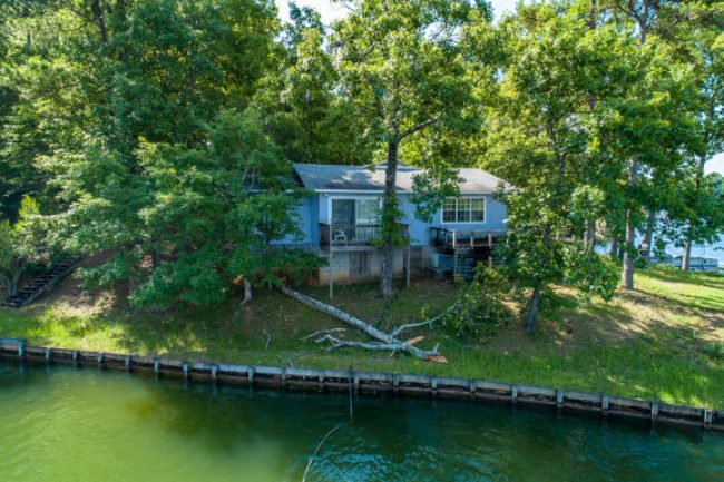 120 wolf lane lake martin