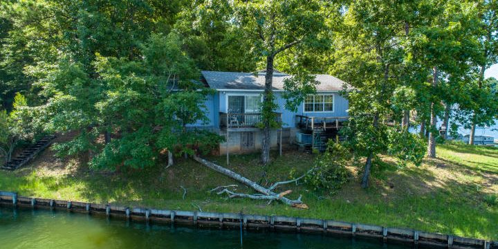 120 wolf lane lake martin