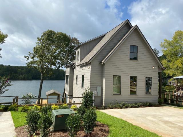 84-landing-point-lot-10-2 84 landing point the landing stillwaters lake martin