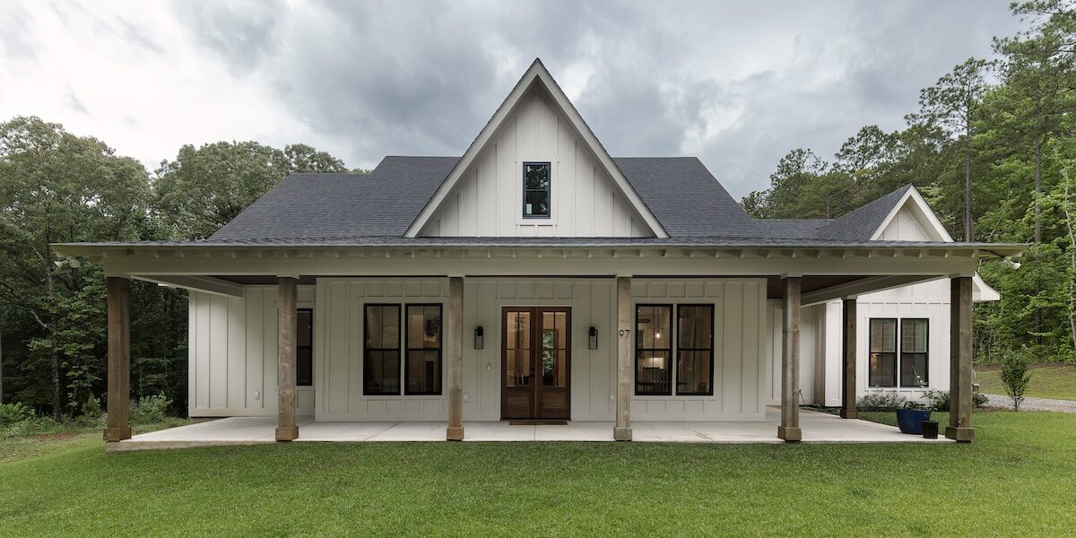 97 Stagecoach Road in Stillwaters