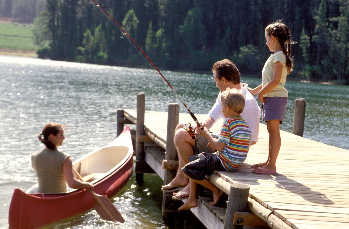 Family enjoying the lake