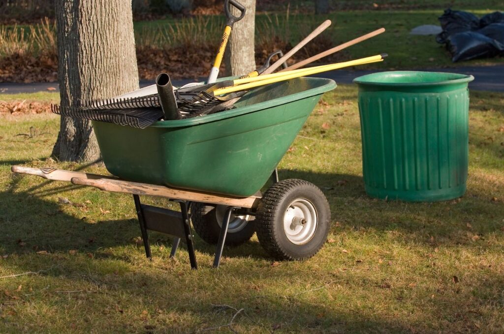 Yard work tools