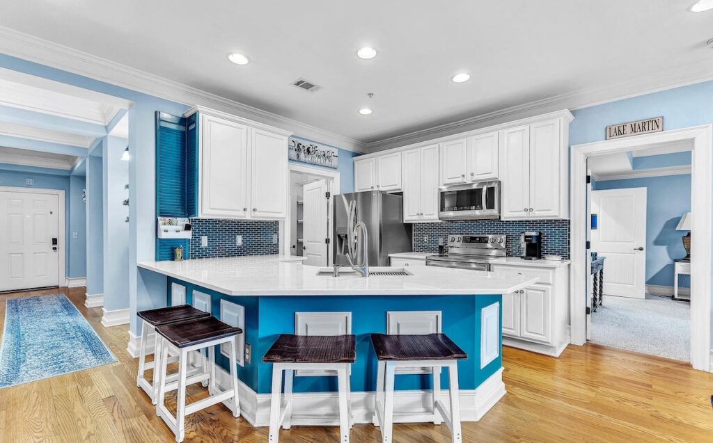 4102 Kitchen