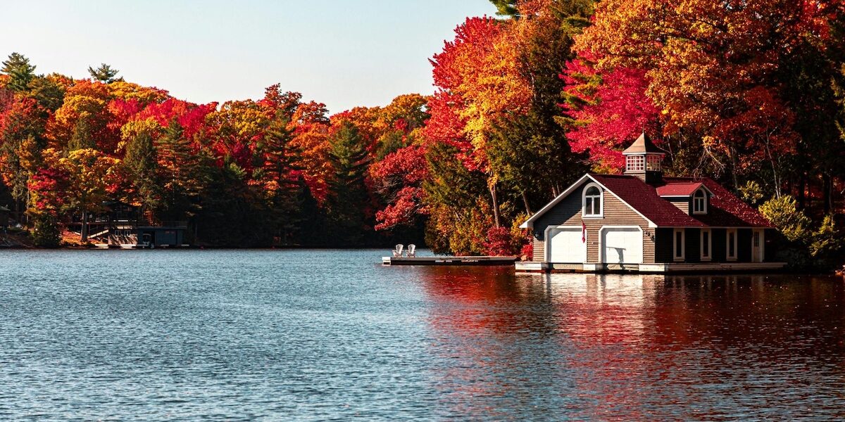 Untitled design – 1 Lake fall scene