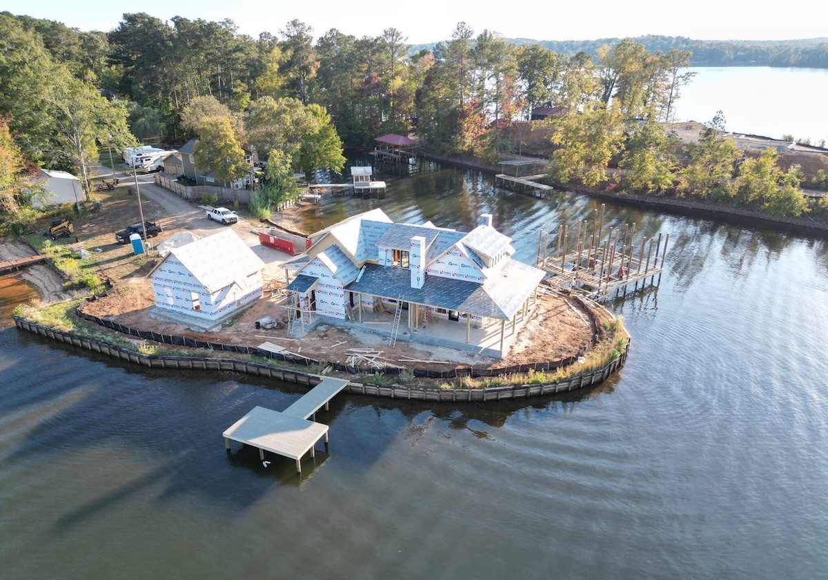 20251119004122199588000000-o 300 Tahiti Trail