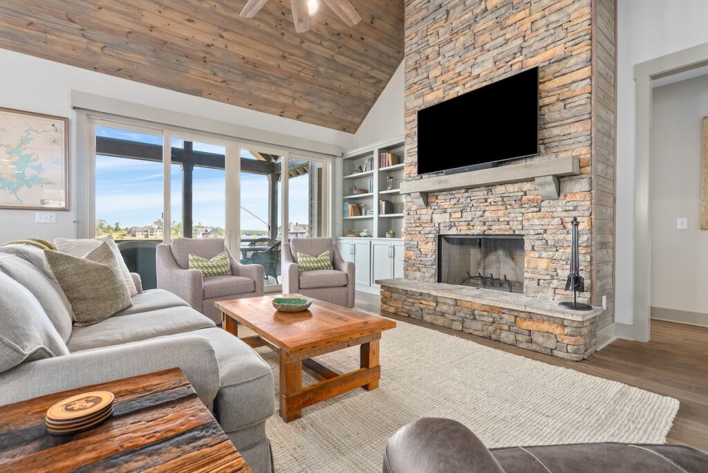 Lake Martin home living room