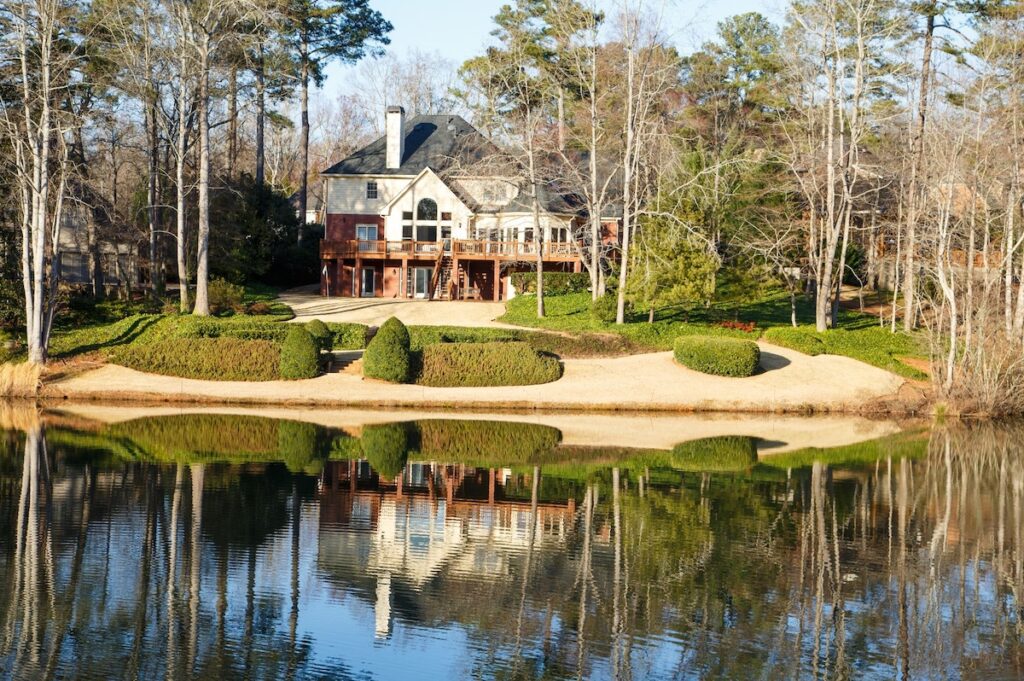 Southern lake home in winter