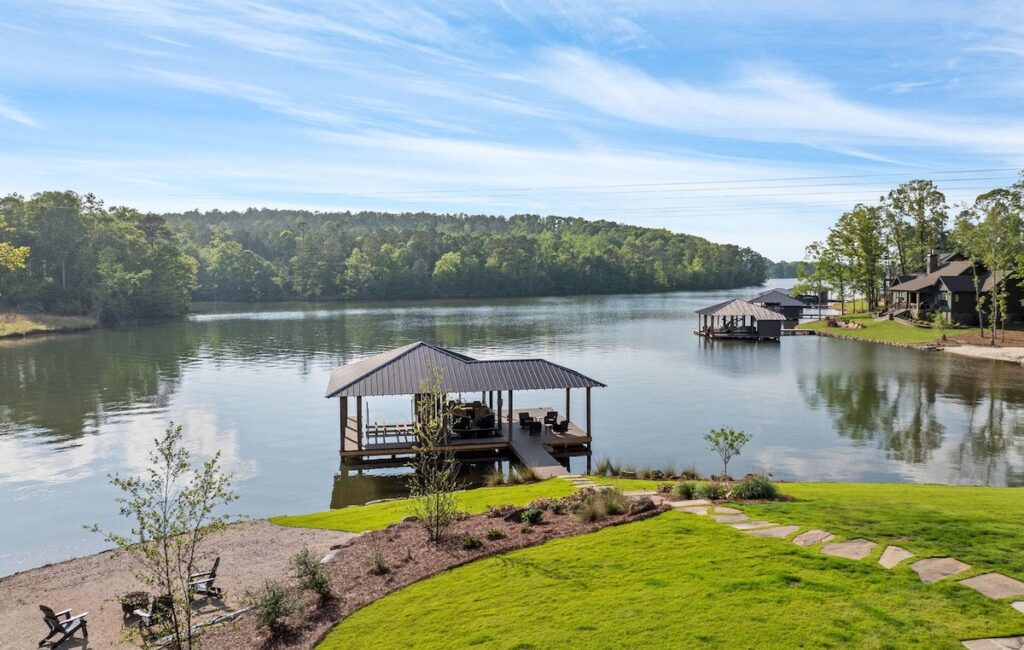 185 Lakewood Covered Dock
