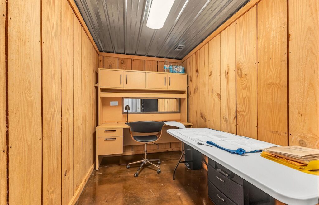 Office at 350 Castaway Island Road