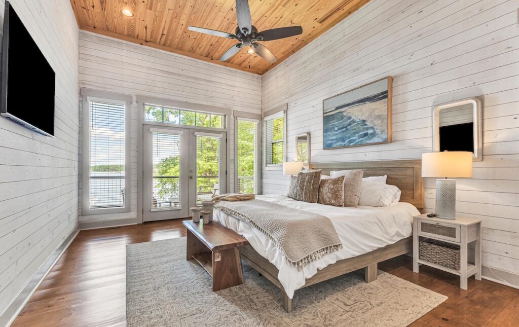 242 Tomahawk Road Master Bedroom